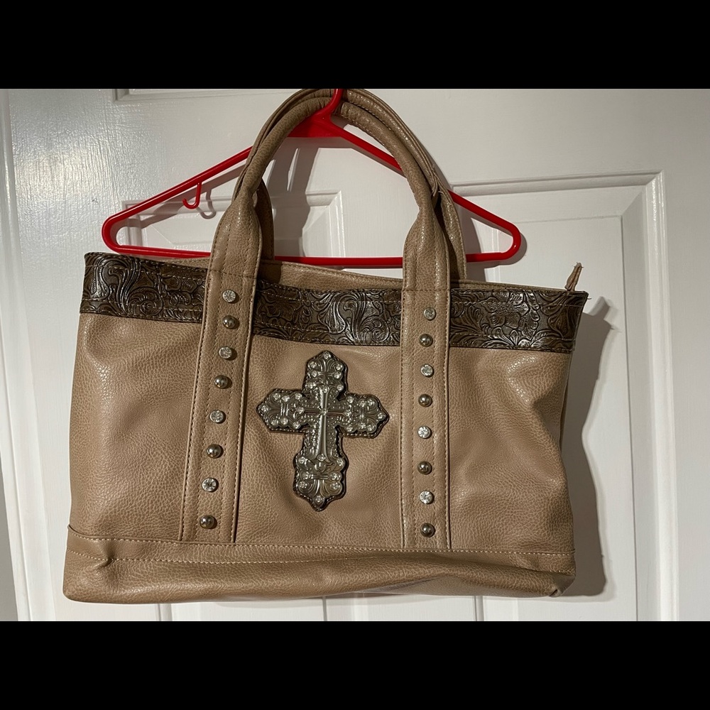 Versona Purse